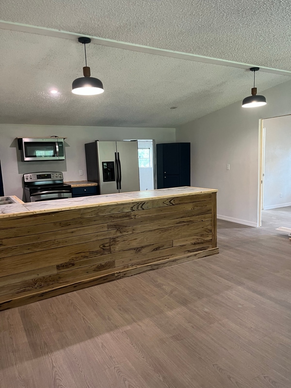 Photo - 109 Caracas St