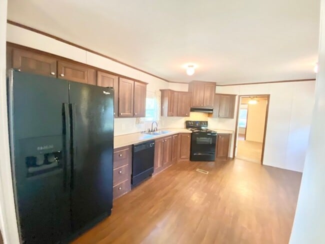 Photo - 54 Tomahawk St