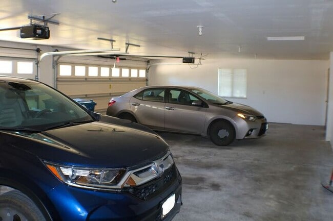 Photo - $1,215 | 2 Bedroom, 2 Bathroom CONDO | Des...