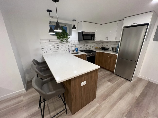 Photo - 3422 W Schubert Ave Unit G