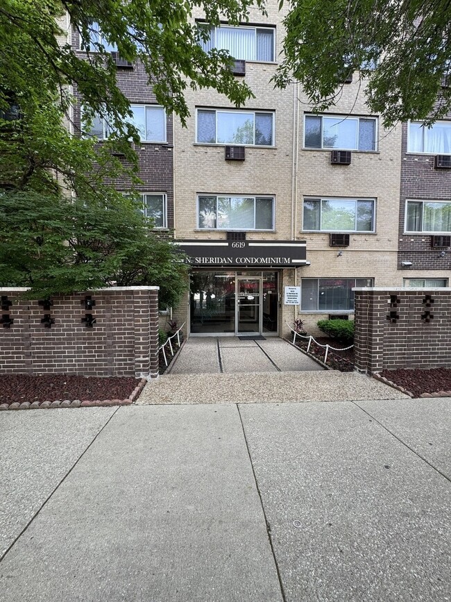 Photo - 6619 N Sheridan Rd Condo Unit 504