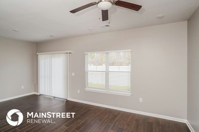 Photo - 2117 Paddle Wheel Dr