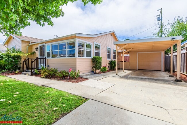 Photo - Lovely Seacliff Home | Desirable Location