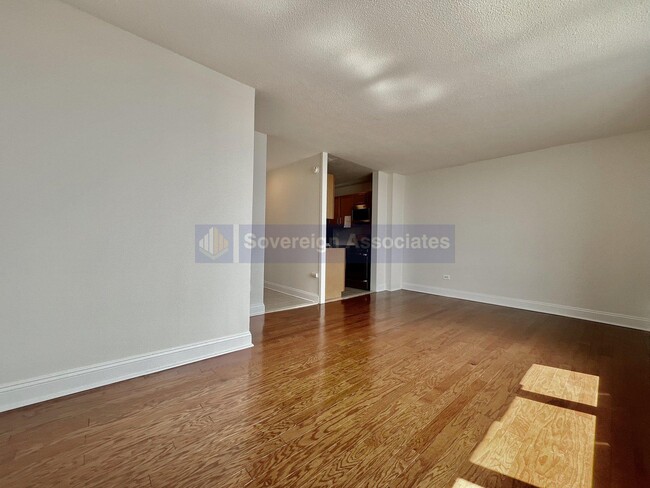 Photo - 3333 Broadway Unit D31J