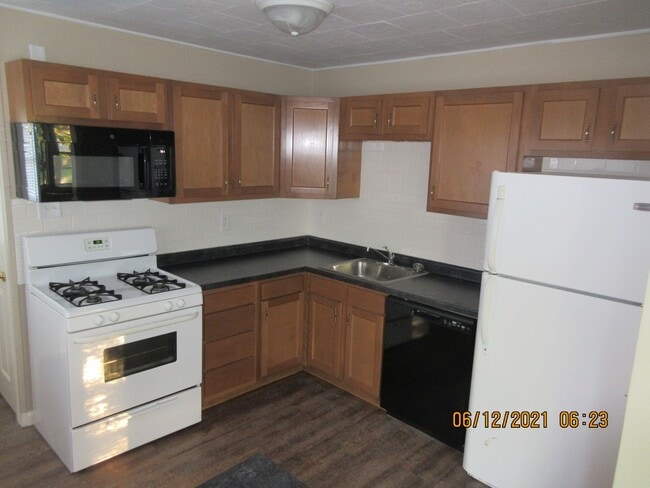 Photo - 2731 Stanford Ave