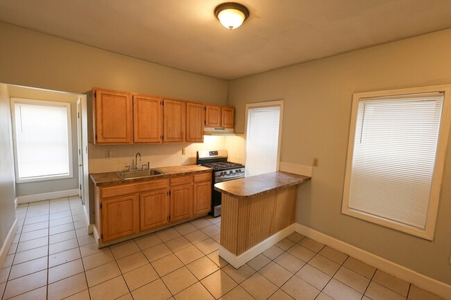 Photo - 14 Fowler St Condo Unit 2