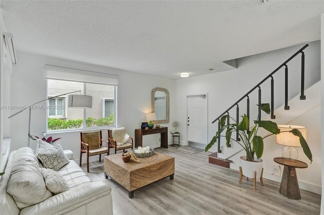 Photo - 1381 Sago Ln