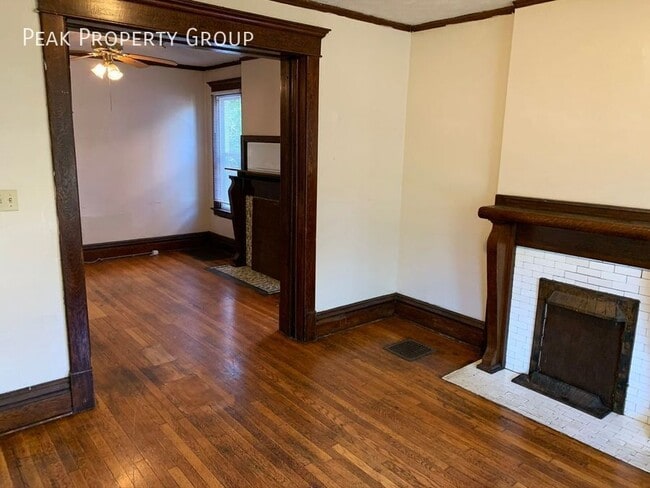 Photo - 293 E 14th Ave