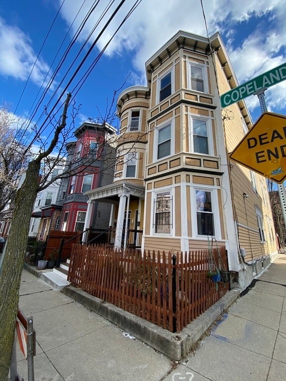 Photo - 49 Copeland St Unit 3