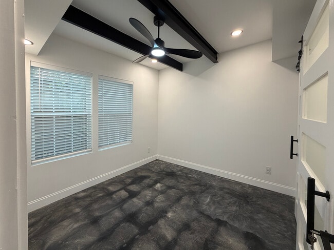 Photo - 222 S Olive St