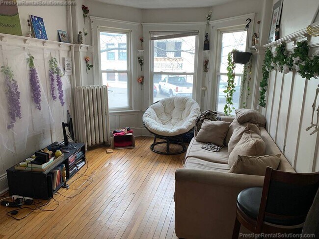 Photo - 1305 Commonwealth Ave Unit 1