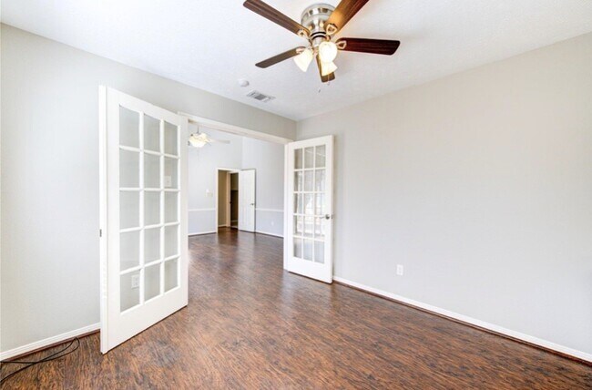 Photo - 3838 Fawn Creek Dr