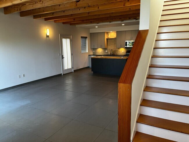 Photo - 411 Dondee Way Unit E