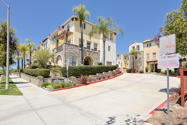 Building Photo - La Mesa 2BR + Office Room Townhome-Style Condo with 2-Car Garage Parking