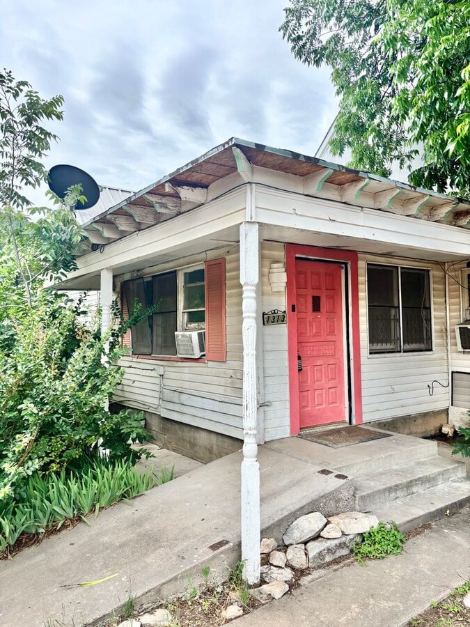 Photo - COMING JUNE!!! 1 Bedroom Duplex Coming Soon In Central San Angelo!!!