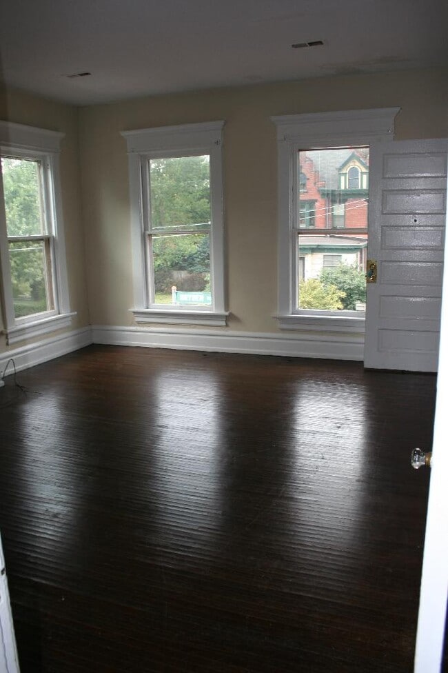 Photo - 781 Bryden Rd Unidad 3