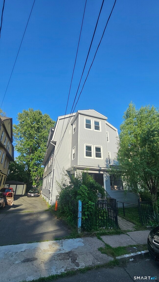 Photo - 142-144-144 Adams St Unit 3