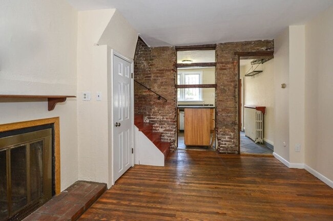 Photo - Gorgeous 3-Bedroom Townhouse in Washington Square West! Available mid-July!
