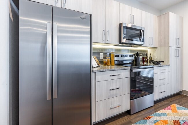 2 BR, 2 BA - 1,242 SF
