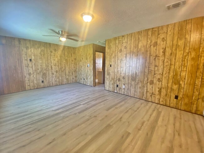 Photo - 5701 45th St Unit B