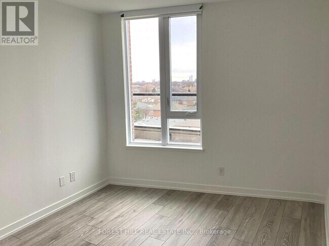 Photo - 3100 Keele St Unit 411