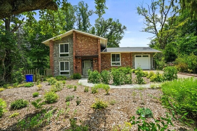 6428 Earlham Dr