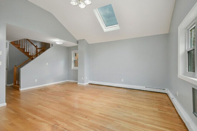 Photo - 3546 Huguenot Ave