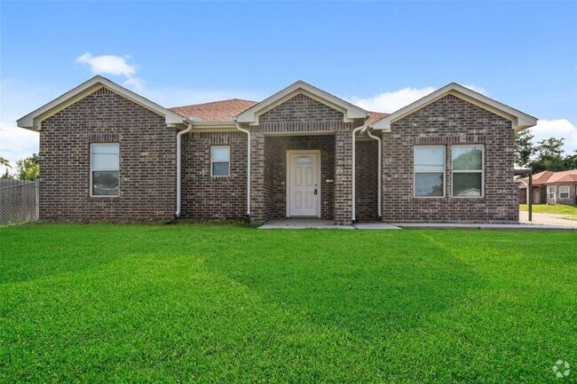 Building Photo - 14103 Overstreet Dr Rental