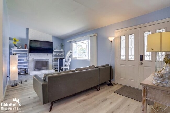 Photo - Beautiful 3Bdm 2Ba Home in Oceanside!