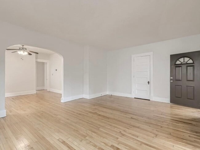 Photo - 3312 Hennepin Ave Unit 1 Main Level