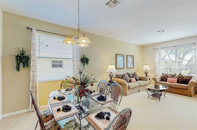 Photo - 136 Henley Cir