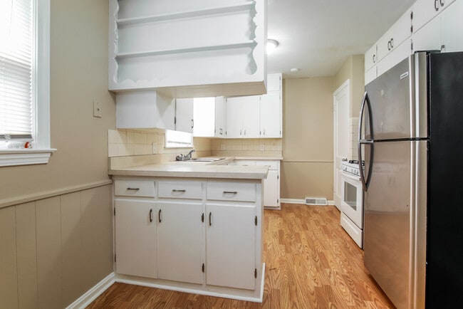 Photo - 10808 E 58 St