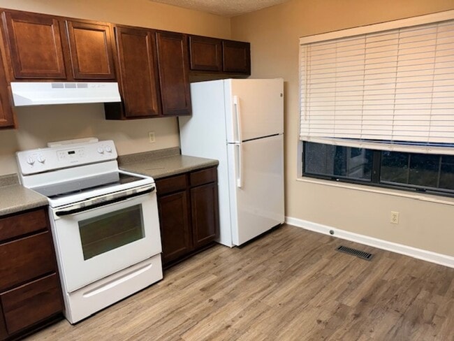 Photo - Maryville 37803 - 3 bedroom condo with bonus room - Call Troy Adams (865) 233-6949