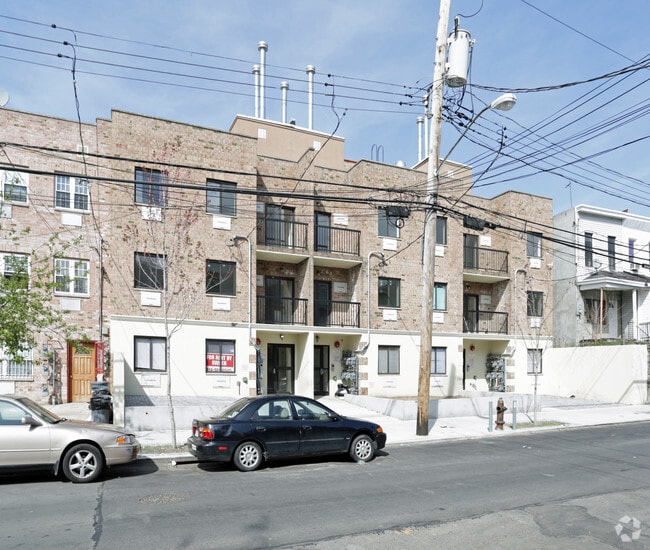 Photo - 741-745 E 217th St