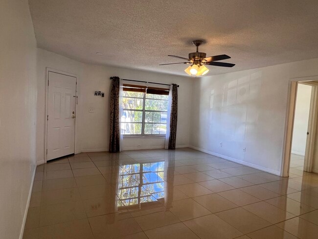 Photo - 3651 N Goldenrod Rd Unit Winter park