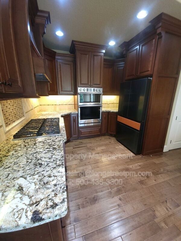 Photo - 9739 NW Henry Ct