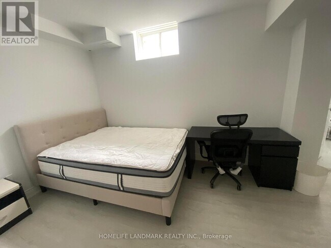 Photo - 143 Botelho Cir