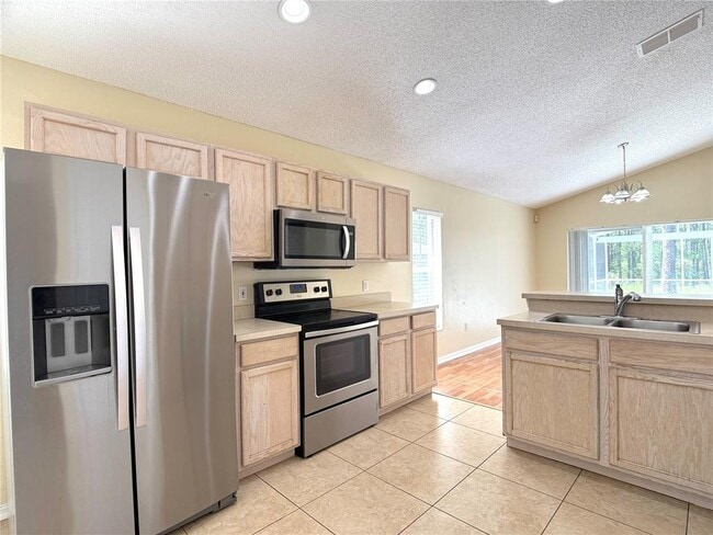 Photo - 526 Pine Cone Dr