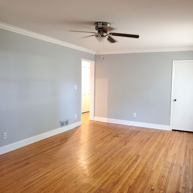 Photo - 638 Vanderbrook Rd