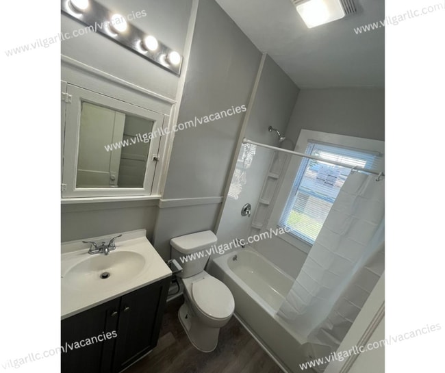 Photo - 6244 Garfield Ave Unidad 1R