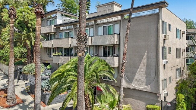 Photo - 1944 Whitley Ave.