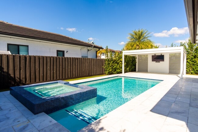 Photo - 2030 SW 145th Ave