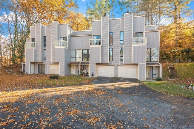 Building Photo - 98 Valley Forge Dr Rental