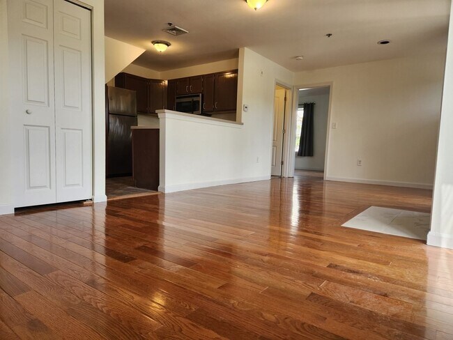 Photo - 200 Falls Blvd