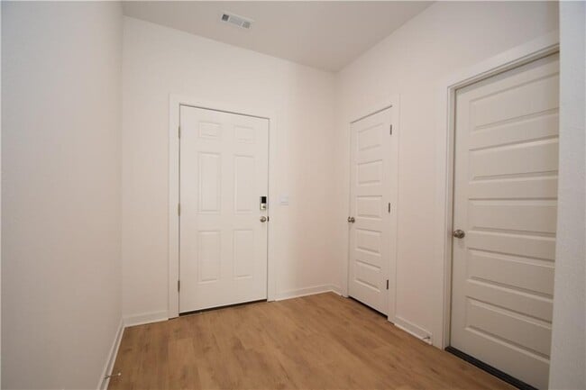 Photo - 3071 Laredo Ln