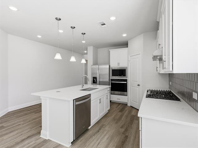 2620 Fargo Pl