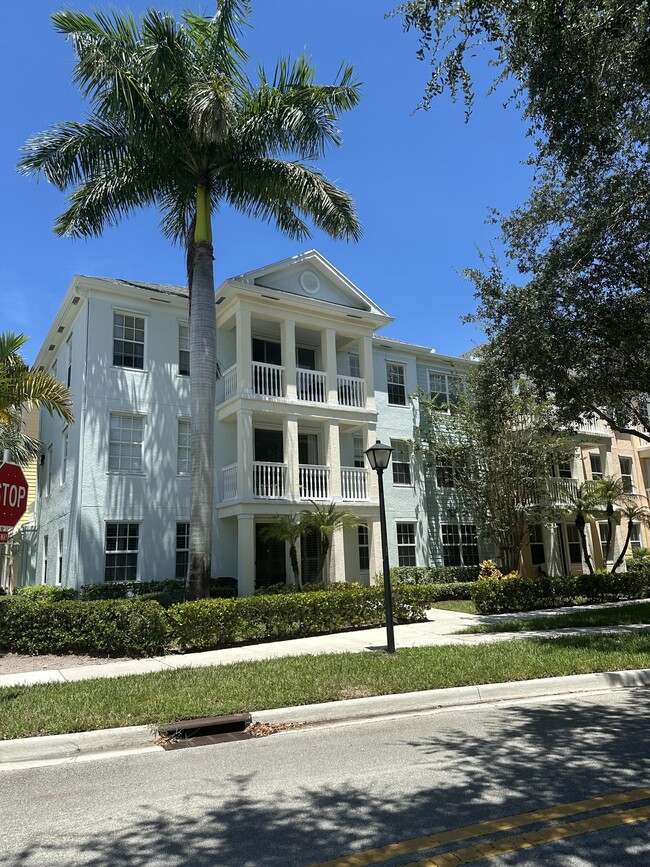 Building Photo - 225 Murcia Dr Unit 208 Rental
