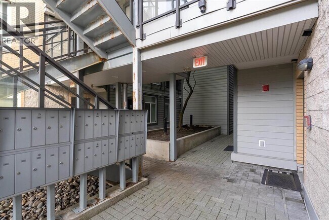 5692 Kings Rd Unit 310