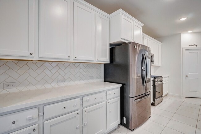 Photo - 5115 Klein Orchard Dr