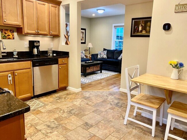 61 Callender Ave Unit 2